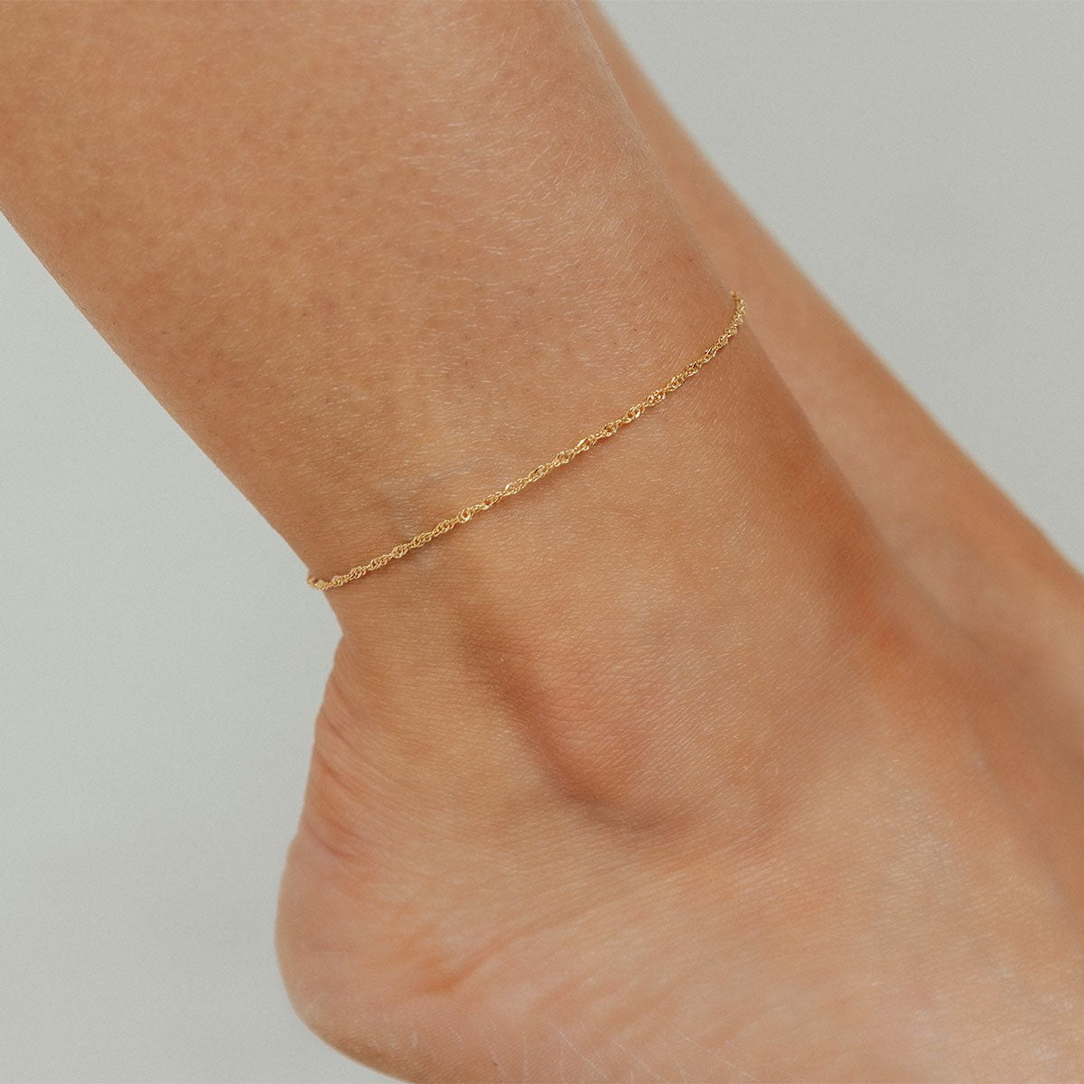 Addie Adjustable Anklet (Gold) - view 3